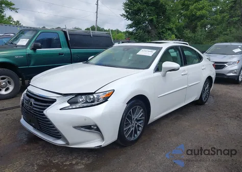 2017 Lexus Es 350 z USA, uszkodzony, nr VIN 58ABK1GG2HU044392